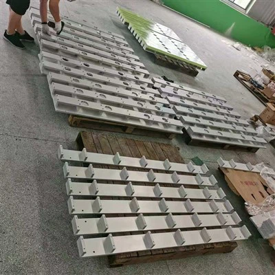 Noves peces de soldadura d’equips energètics